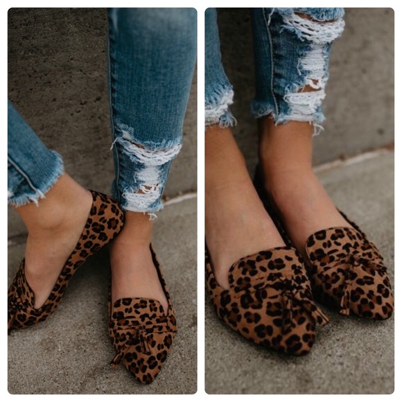 1 left!! Vegan Suede Leopard Tassel Loafer - Picture 3 of 5
